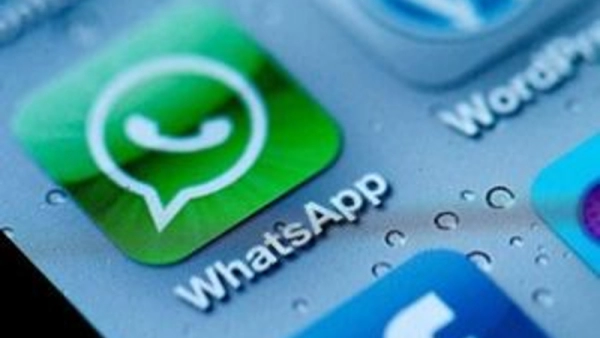 WhatsApp внедрил функцию перевода входящих сообщений