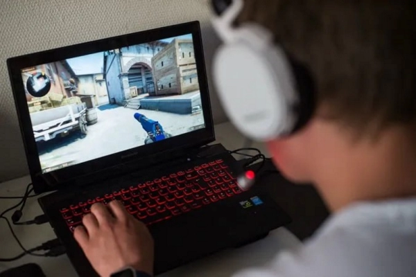 Counter-Strike, Dota 2 и FIFA - киберспорт в школах: новый подход к урокам физкультуры