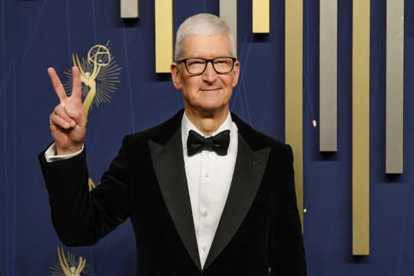 Тим Кук развеял слухи о своем уходе из компании Apple