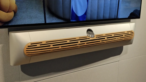 Соундбар Bang & Olufsen Beosound Premiere за 5000 Евро - играет хорошо