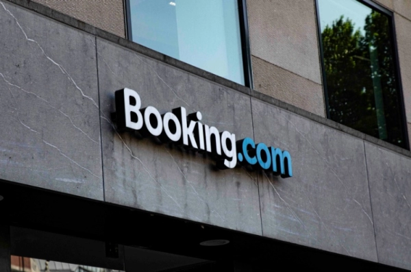Booking.com подтвердил утечку данных: хакеры получили доступ к персональной информации клиентов